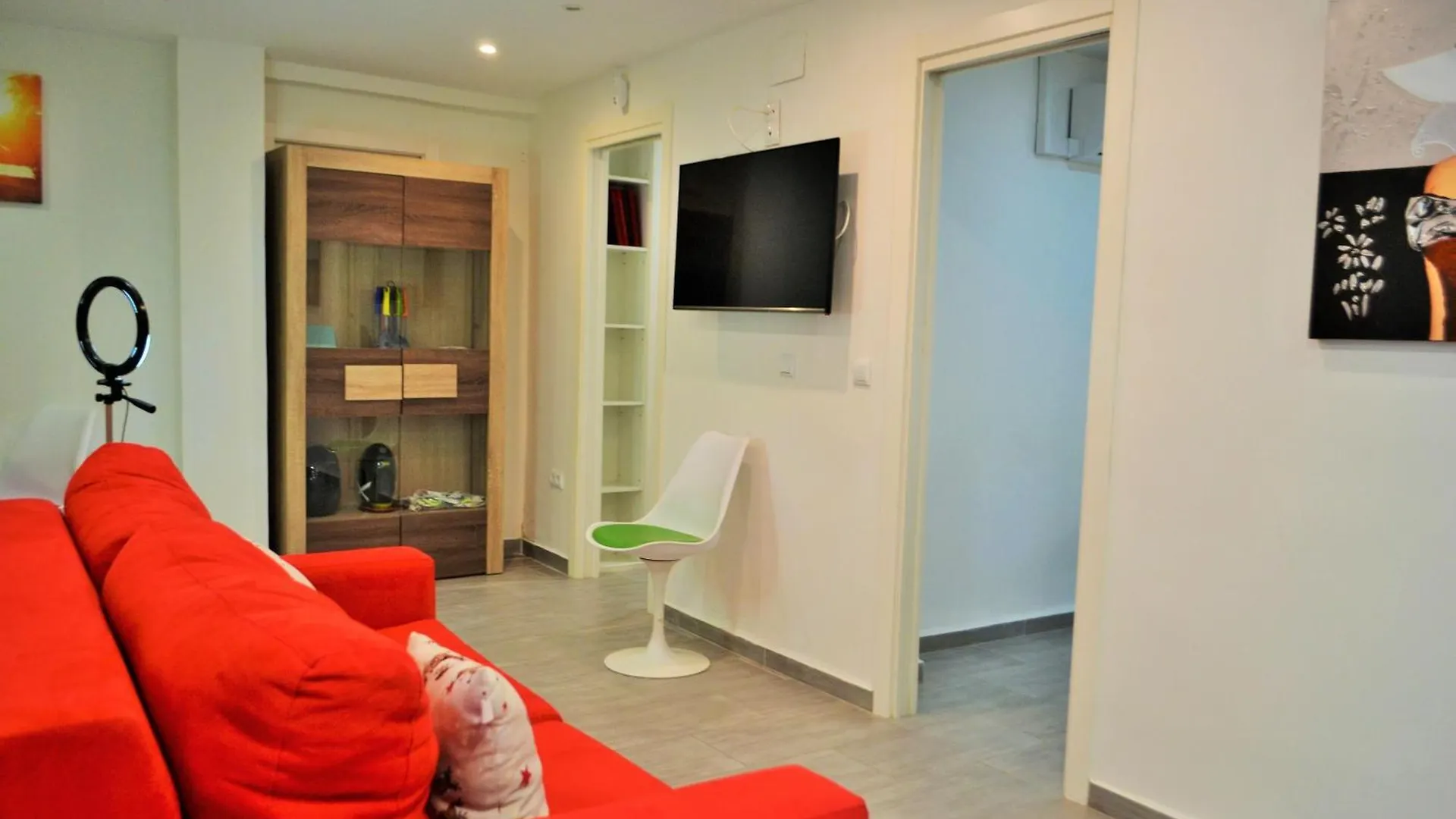 Centro Suites Vialia マラガ 0*,